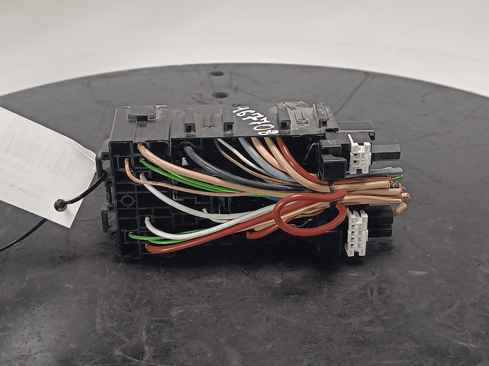 Блок предохранителей к Peugeot 3008 2 (17-20)