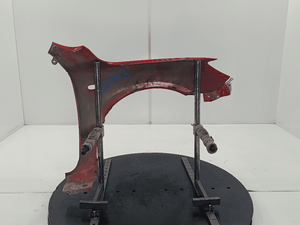 Крыло переднее левое к Mazda 3 BK Рестайлинг (06-09)