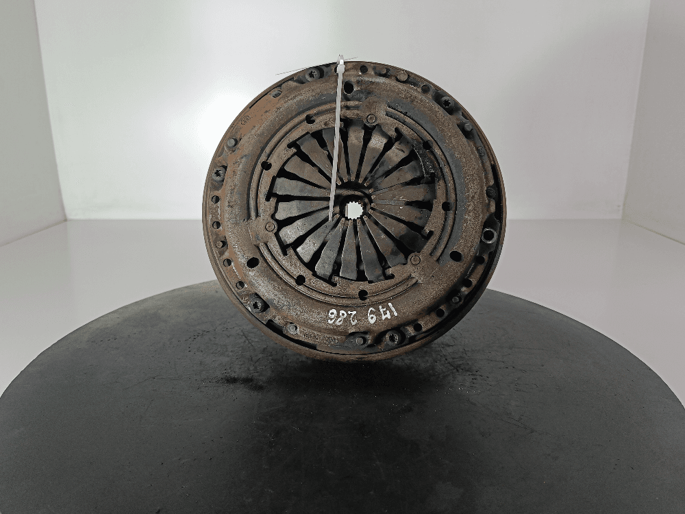 Маховик к Peugeot 508 1 (10-14)