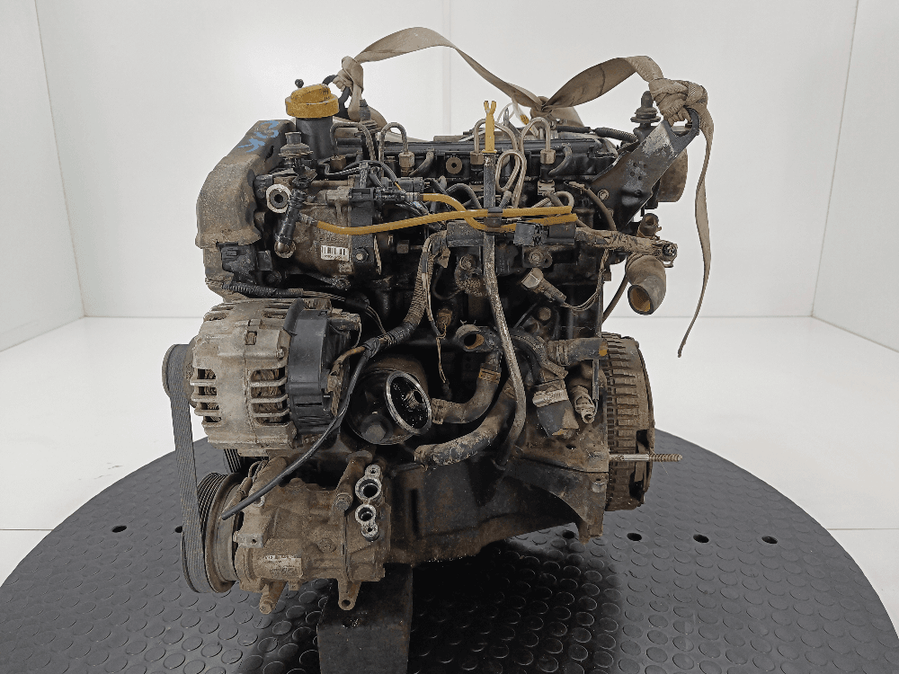 Двигатель к Nissan  Note E11 (05-09)