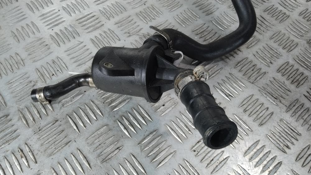 Маслоотделитель (сапун) к Opel Corsa D (06-11)