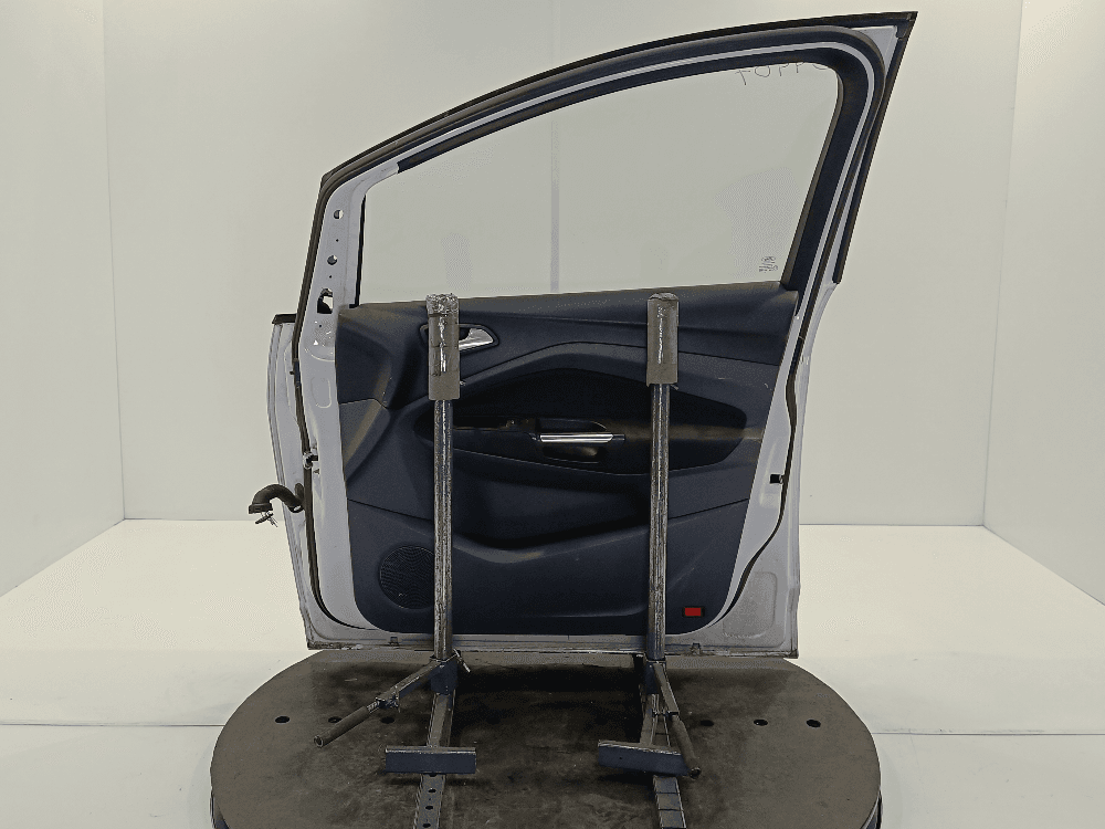 Дверь передняя правая к Ford C-Max 2 (10-15)