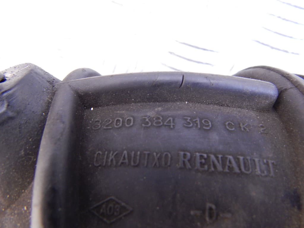 Гофра инжектора к Renault Laguna 2 (01-05)