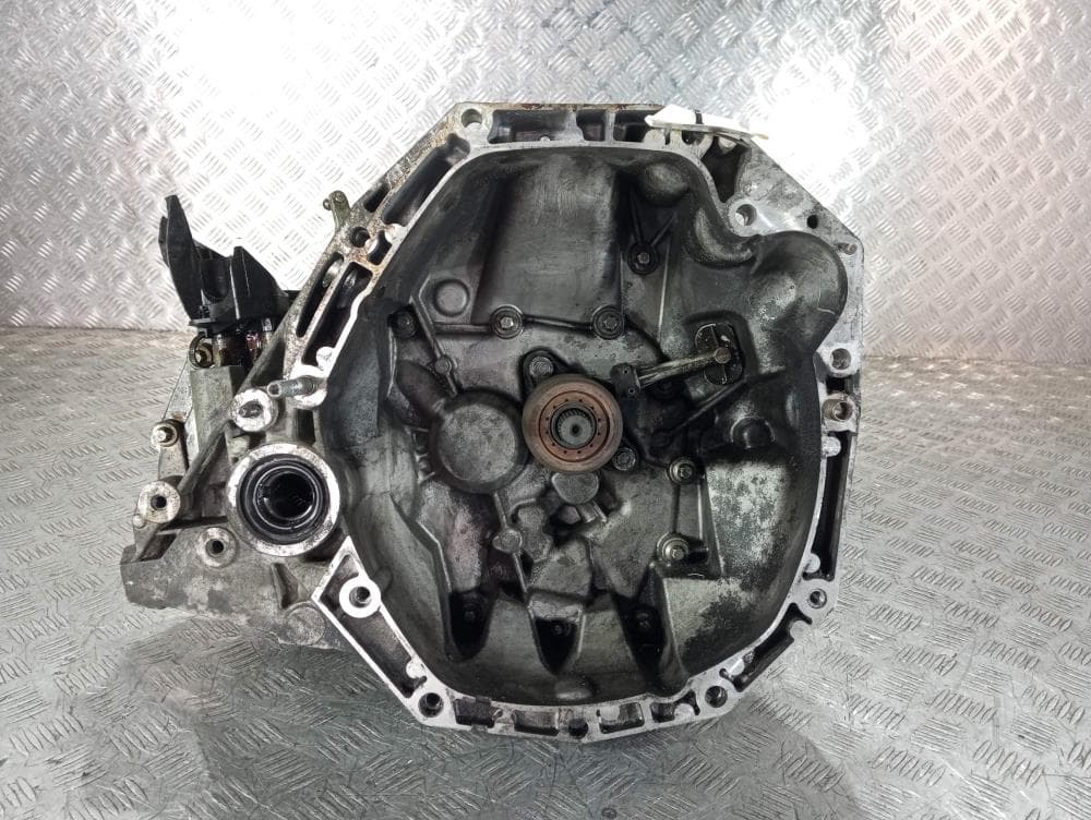 КПП механическая (МКПП) к Renault Clio 3 Рестайлинг (09-12)