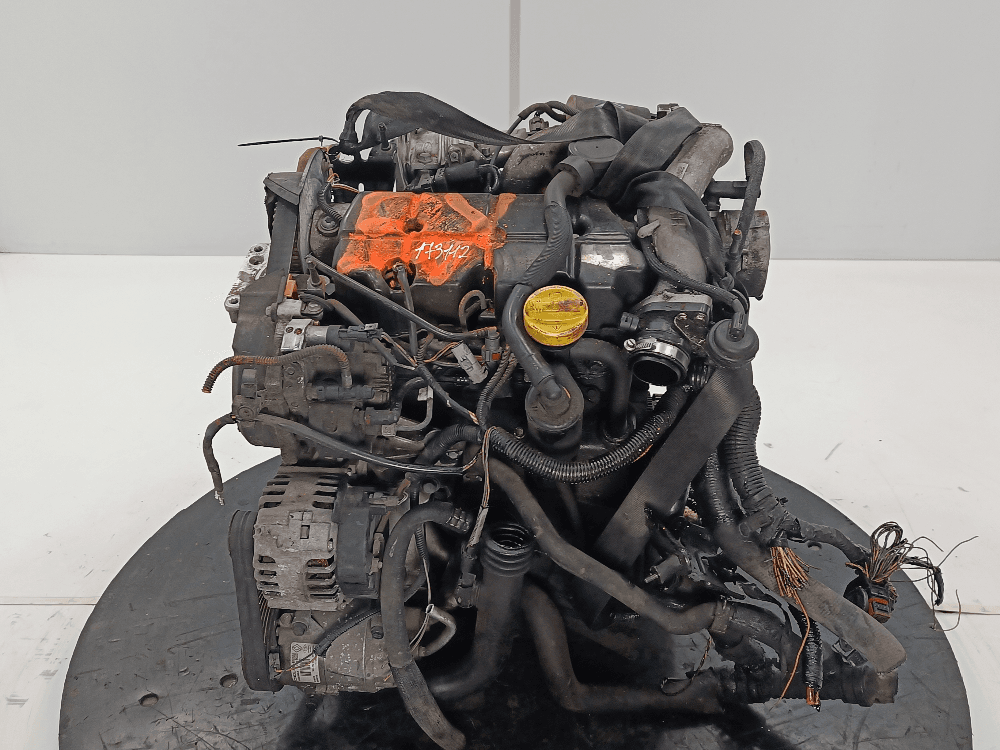 Двигатель к Renault Scenic 2 (03-06)