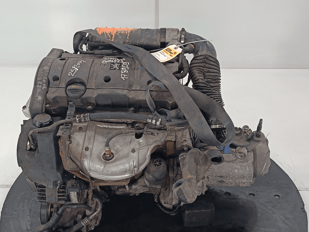 Двигатель к Peugeot 307 (01-05)