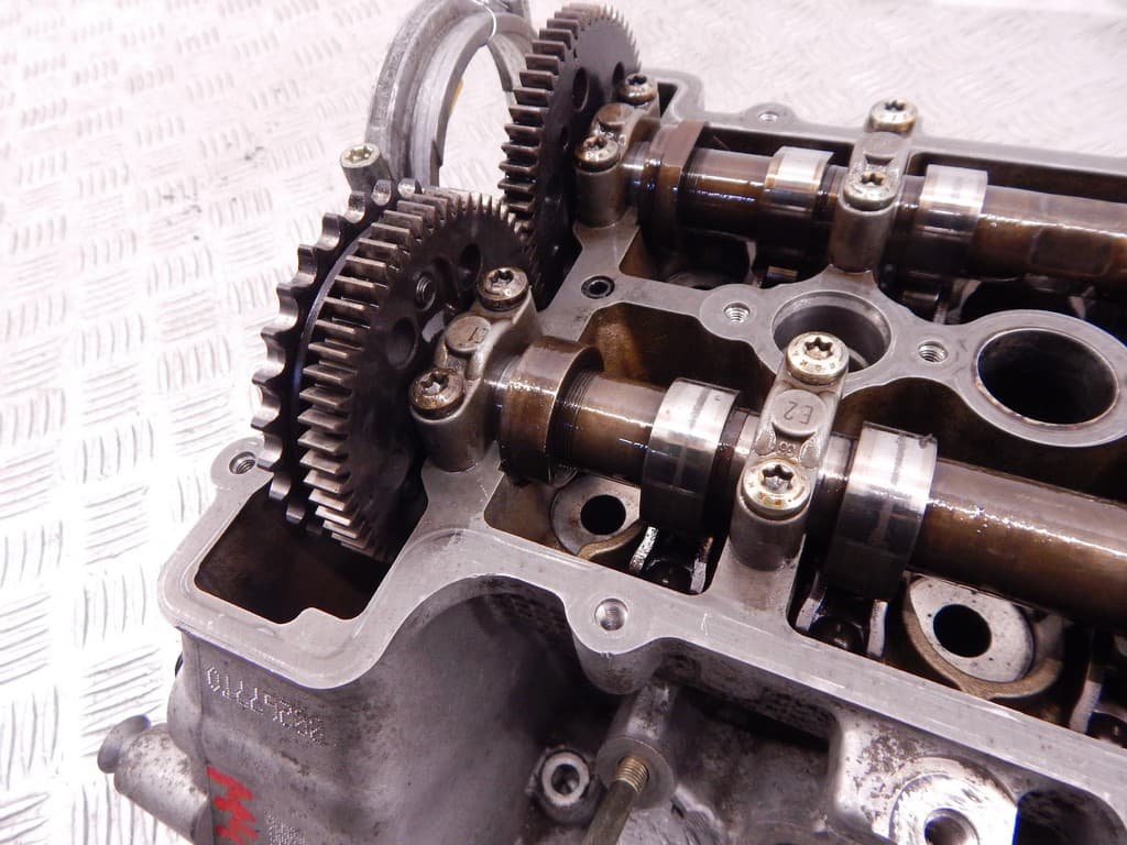 Головка блока цилиндров к BMW X3 E83 (03-06)