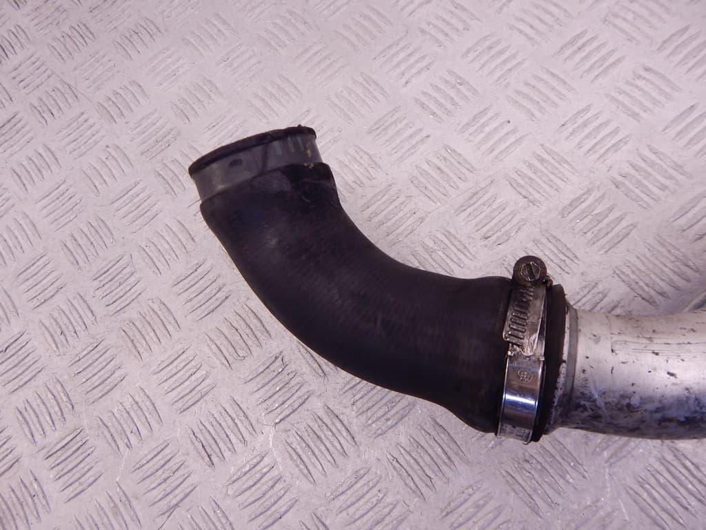 Патрубок интеркулера к BMW X5 E53 (99-03)