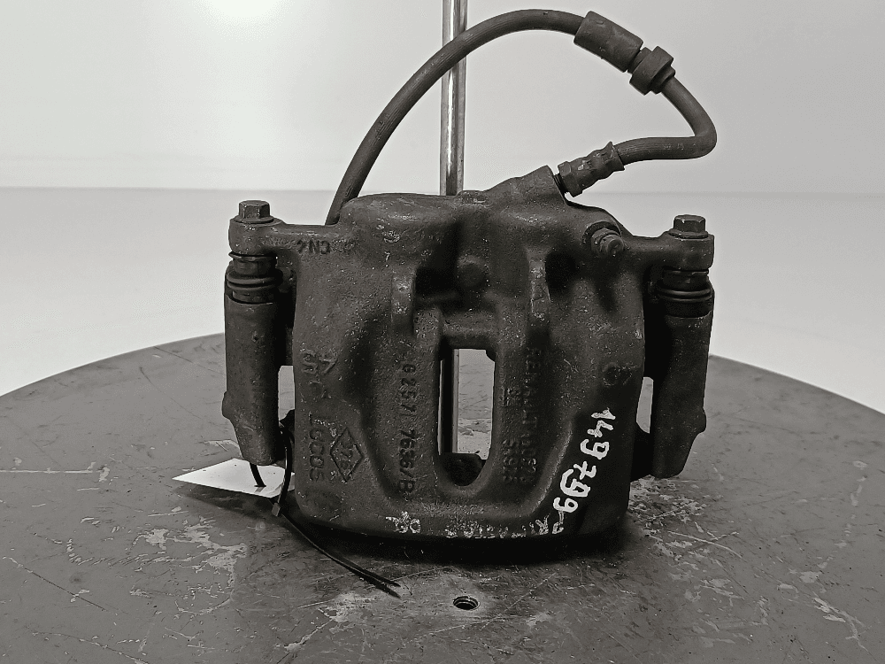 Суппорт передний левый к Renault Trafic 2 (01-06)