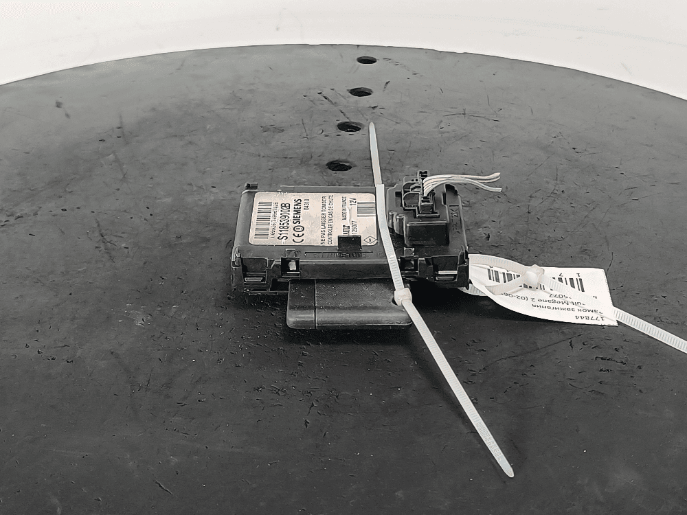 Замок зажигания к Renault Megane 2 (02-06)