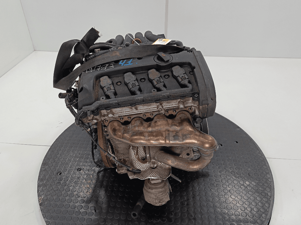 Двигатель к Audi A4 B6 (01-05)