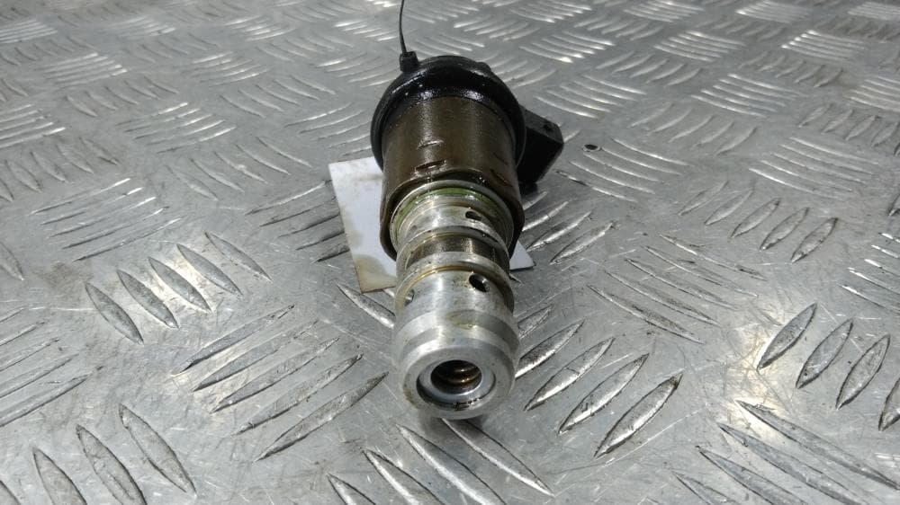 Клапан фазорегулятора к BMW 3 E90/E91/E92/E93 (05-10)