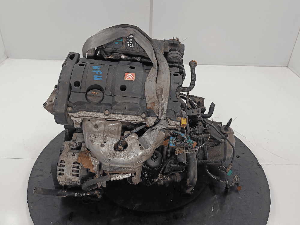 Двигатель к Citroen C4 1 (04-08)