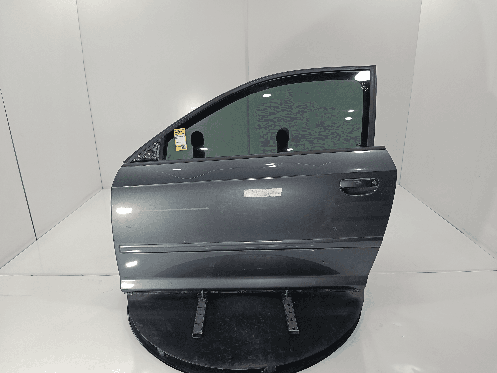 Дверь передняя левая к Audi A3 8P (03-05)