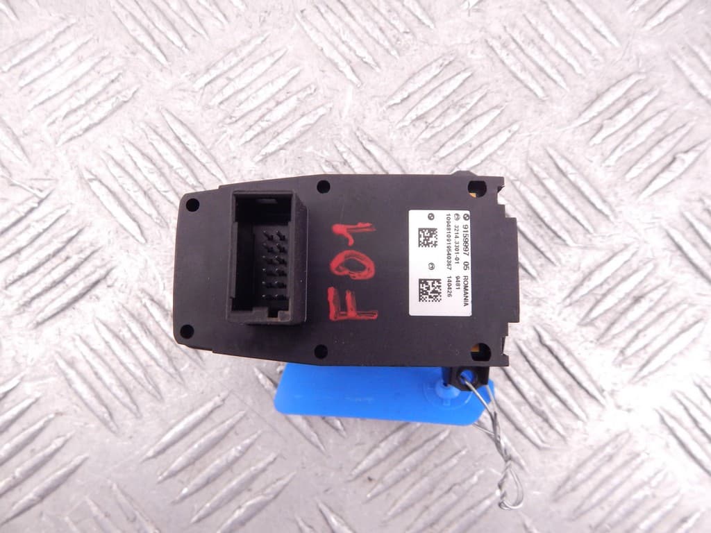 Кнопка ручного тормоза (ручника) к BMW 7 F01/F02 (08-12)