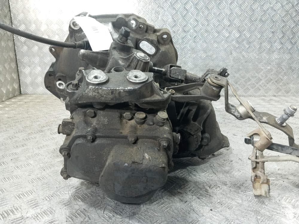 КПП механическая (МКПП) к Opel Corsa D (06-11)