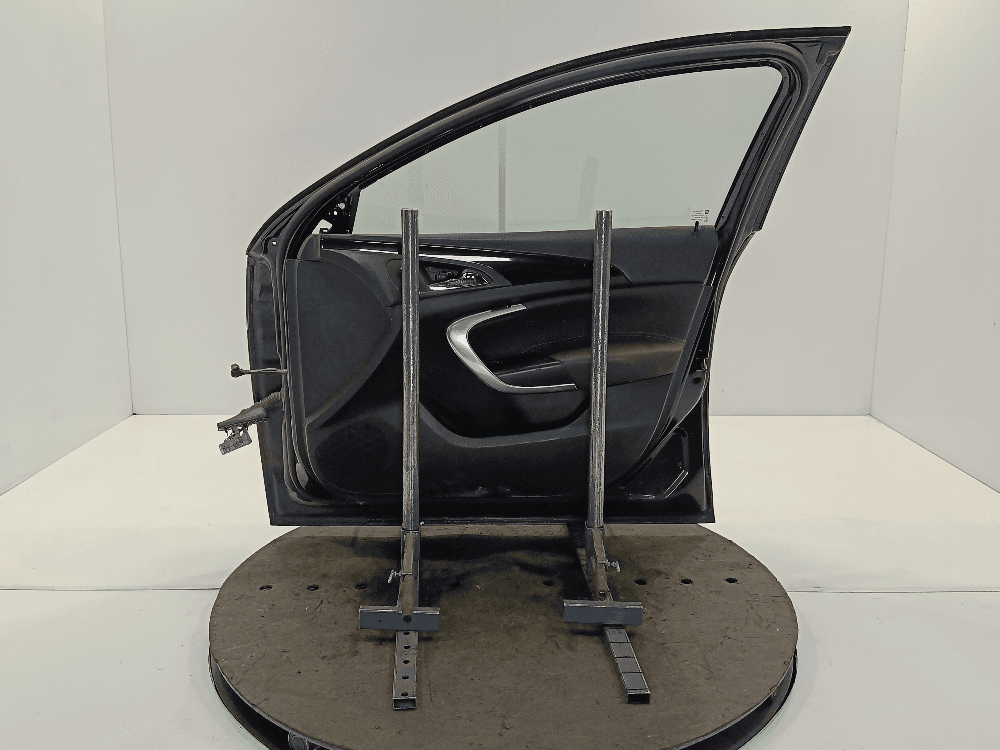 Дверь передняя правая к Opel Insignia 1 (08-14)