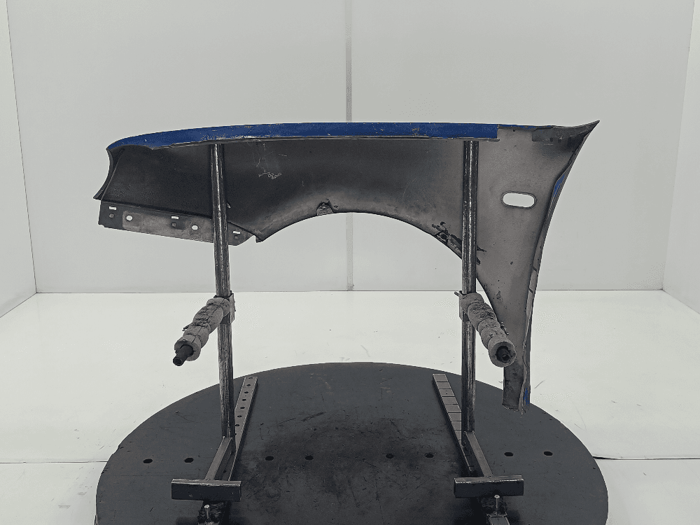 Крыло переднее правое к Volkswagen Golf 4 (97-06)