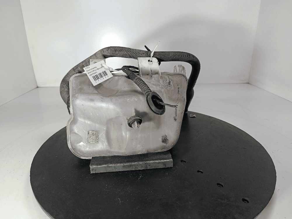 Бачок омывателя к BMW 5 E39 Рестайлинг (00-04)