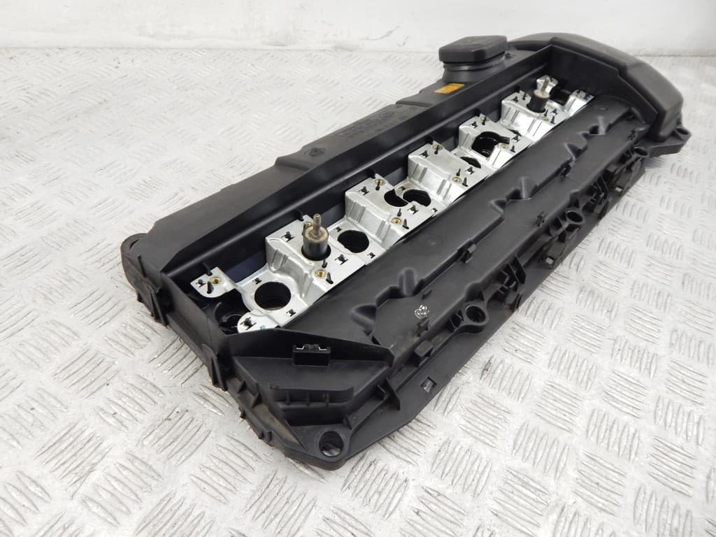 Клапанная крышка к BMW 5 E39 (95-00)