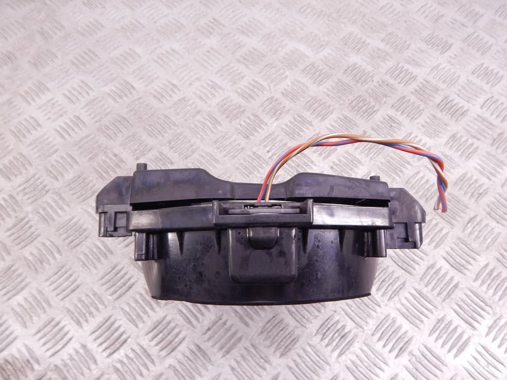 Сабвуфер к BMW X5 E70 (06-10)