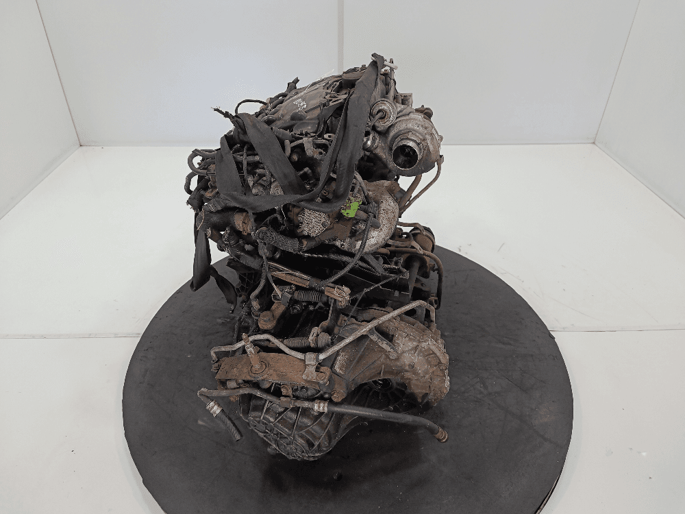 Двигатель к Opel Vivaro A (01-14)