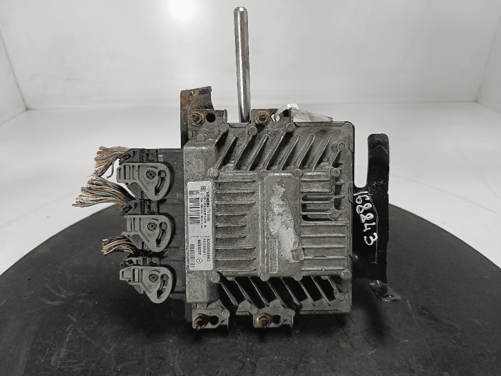 Блок управления двигателем к Renault Megane 2 (02-06)