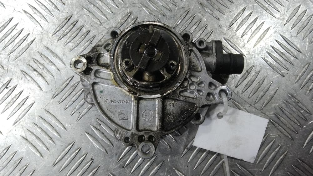 Насос вакуумный к BMW 3 E90/E91/E92/E93 (05-10)