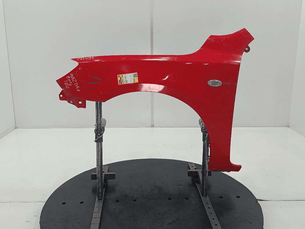 Крыло переднее левое к Mazda 3 BK Рестайлинг (06-09)