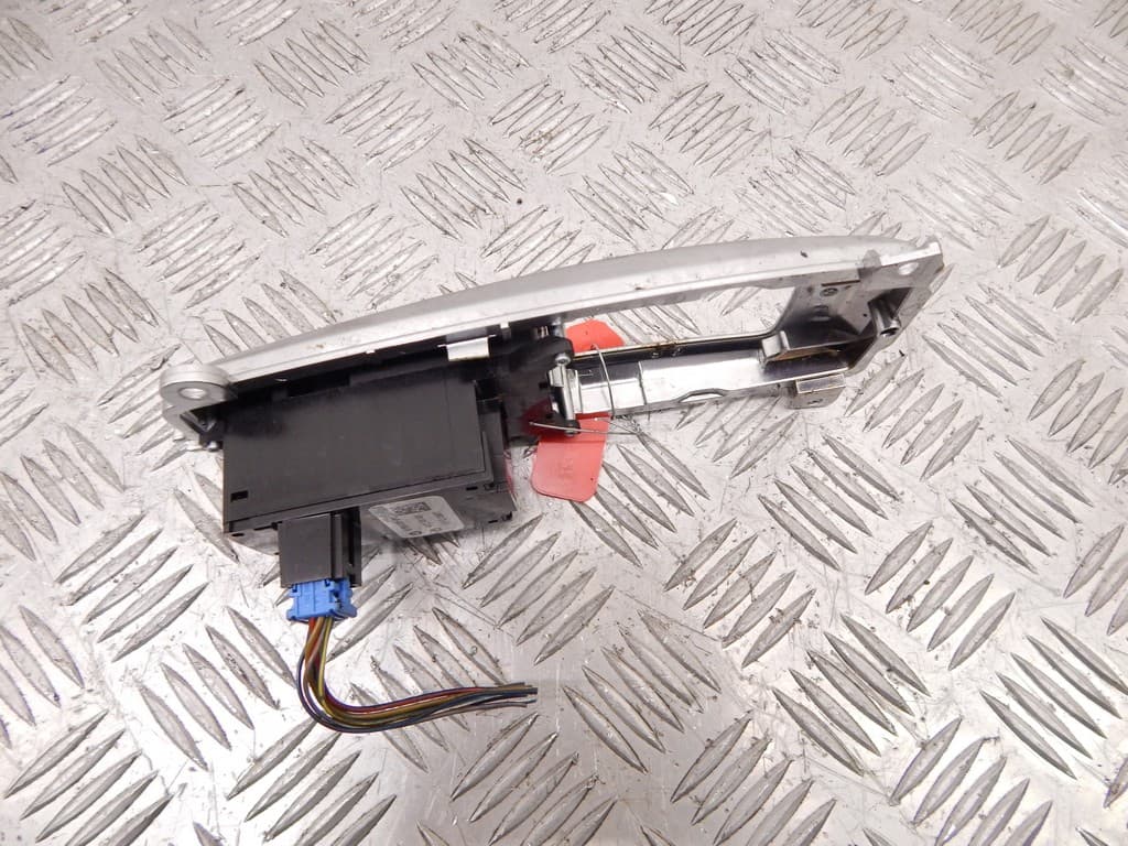 Кнопка ручного тормоза (ручника) к BMW X5 E70 (06-10)