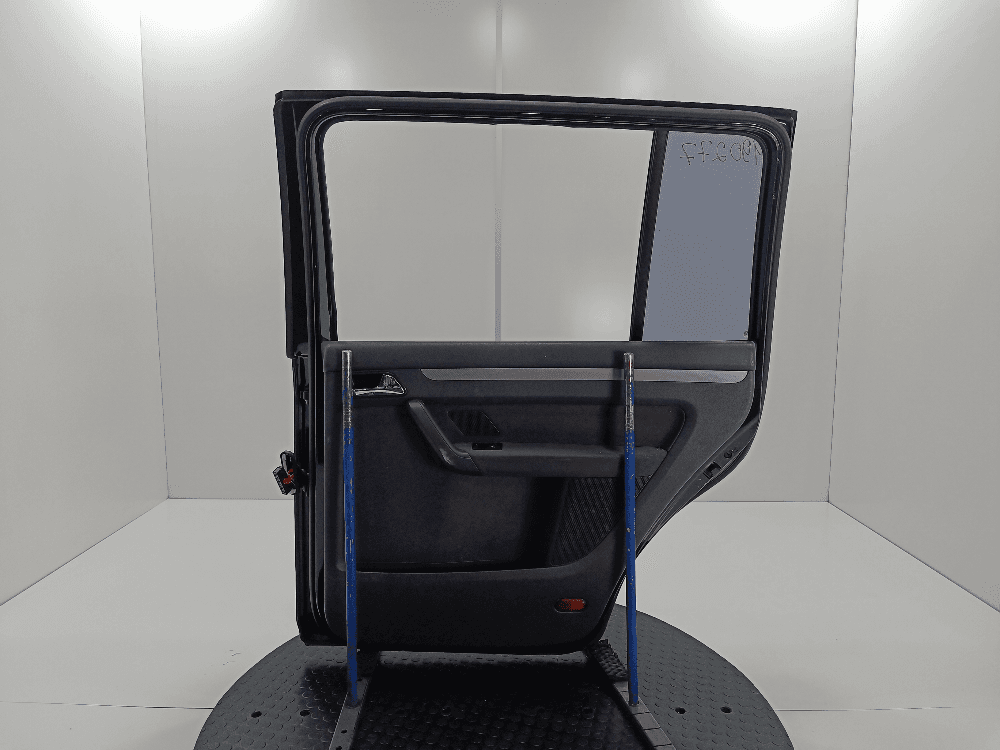 Дверь задняя правая к Volkswagen Touran 1 (03-07)
