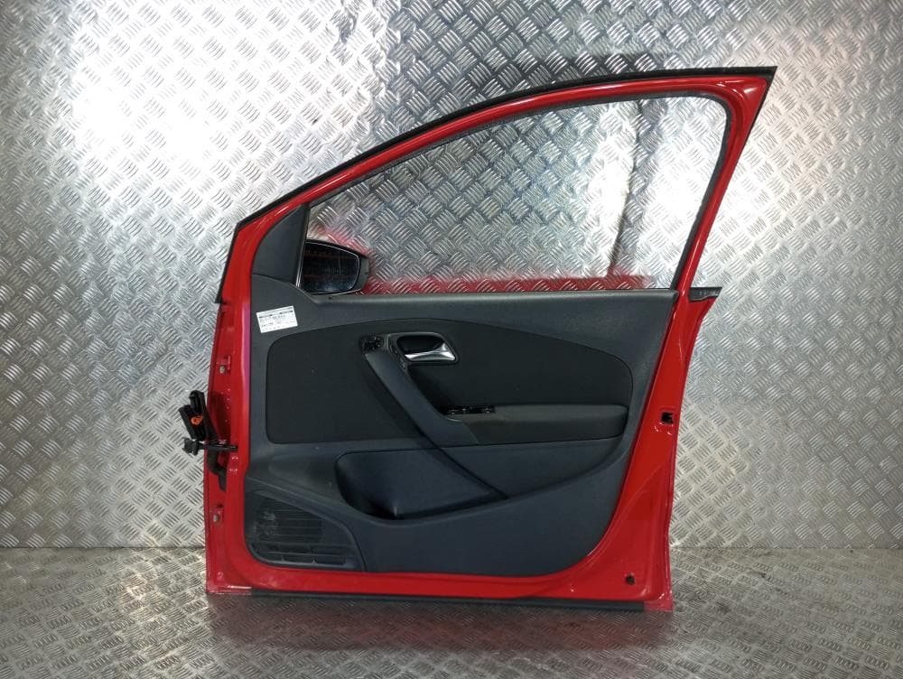 Дверь передняя правая к Volkswagen Polo 5 (09-15)
