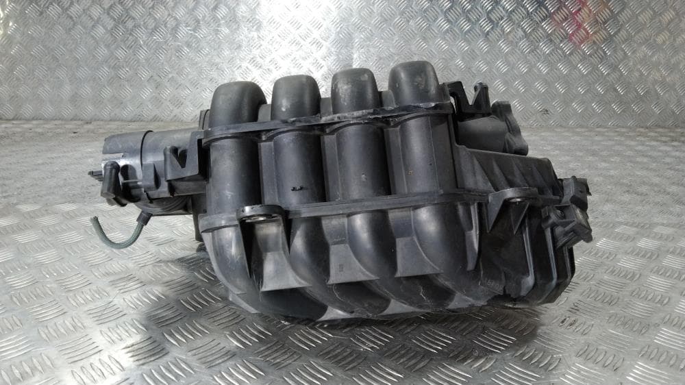 Коллектор впускной к Volkswagen Golf 5 (03-09)