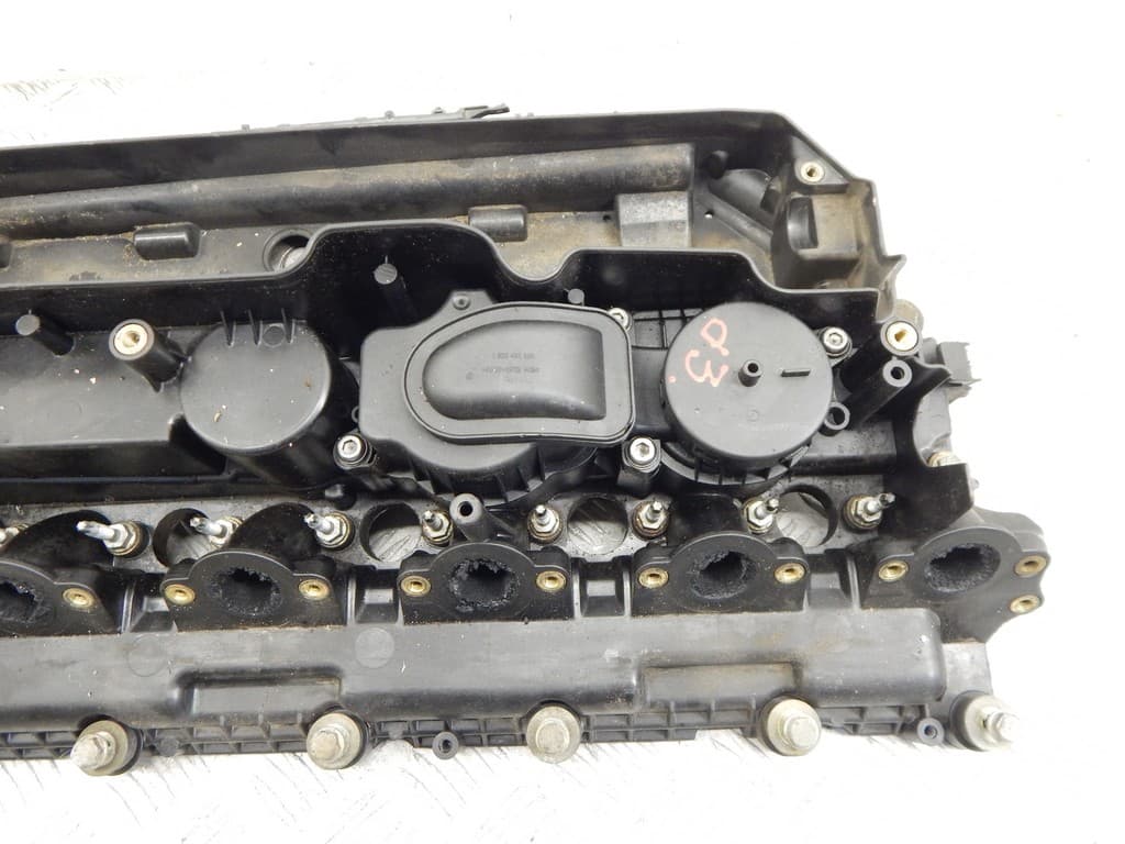 Клапанная крышка к BMW 7 E65/E66 (01-05)