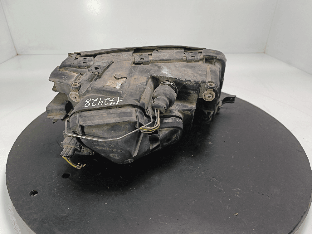 Фара левая к Audi A6 C4 (94-97)