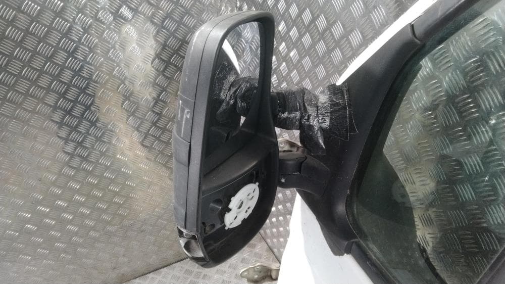 Дверь передняя левая к Iveco Daily 3 (99-06)