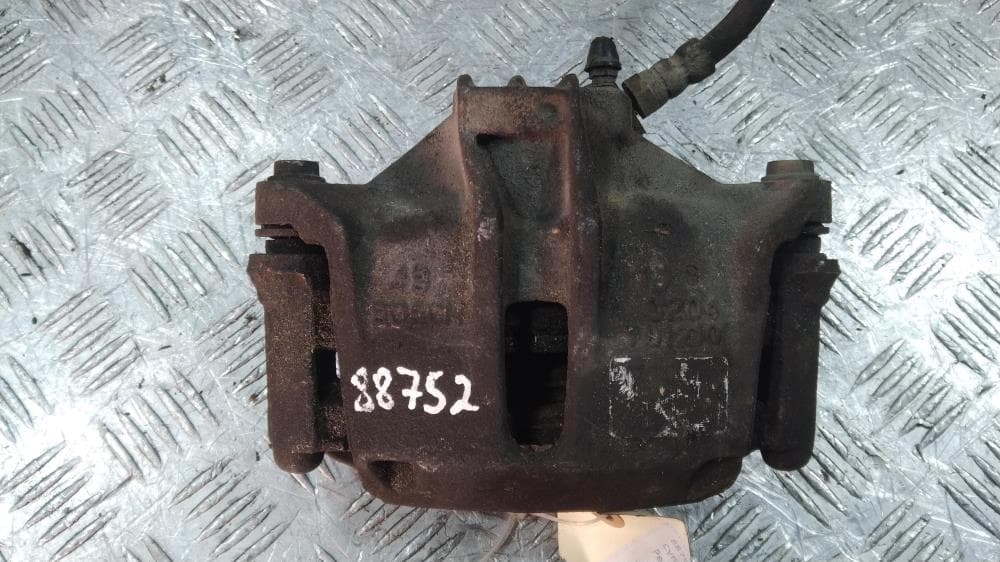 Суппорт передний левый к Peugeot 206 1 (98-03)