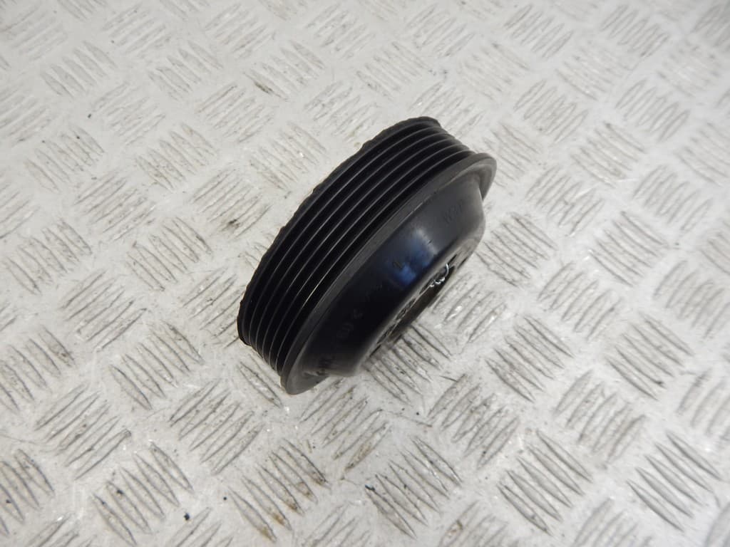 Шкив помпы к BMW 5 E39 (95-00)