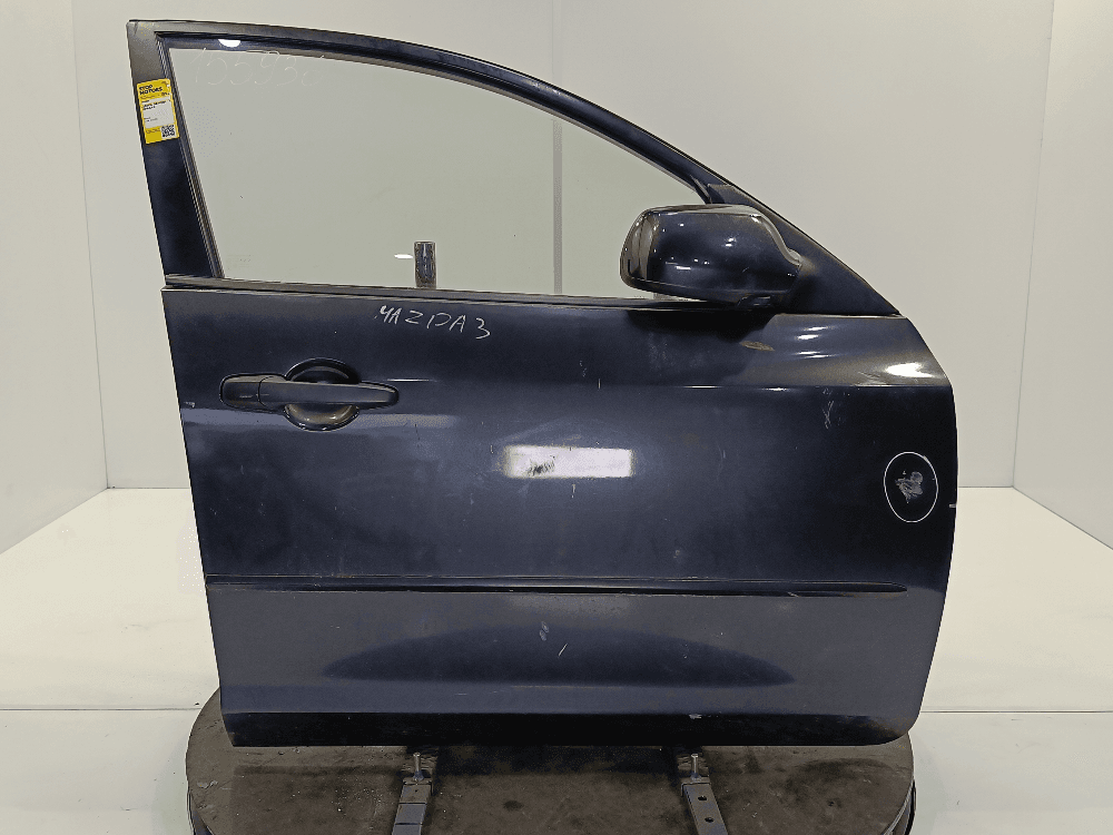 Дверь передняя правая к Mazda 3 BK (03-06)