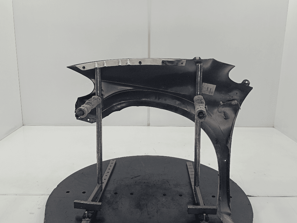 Крыло переднее правое к Chrysler Voyager 4 (01-04)