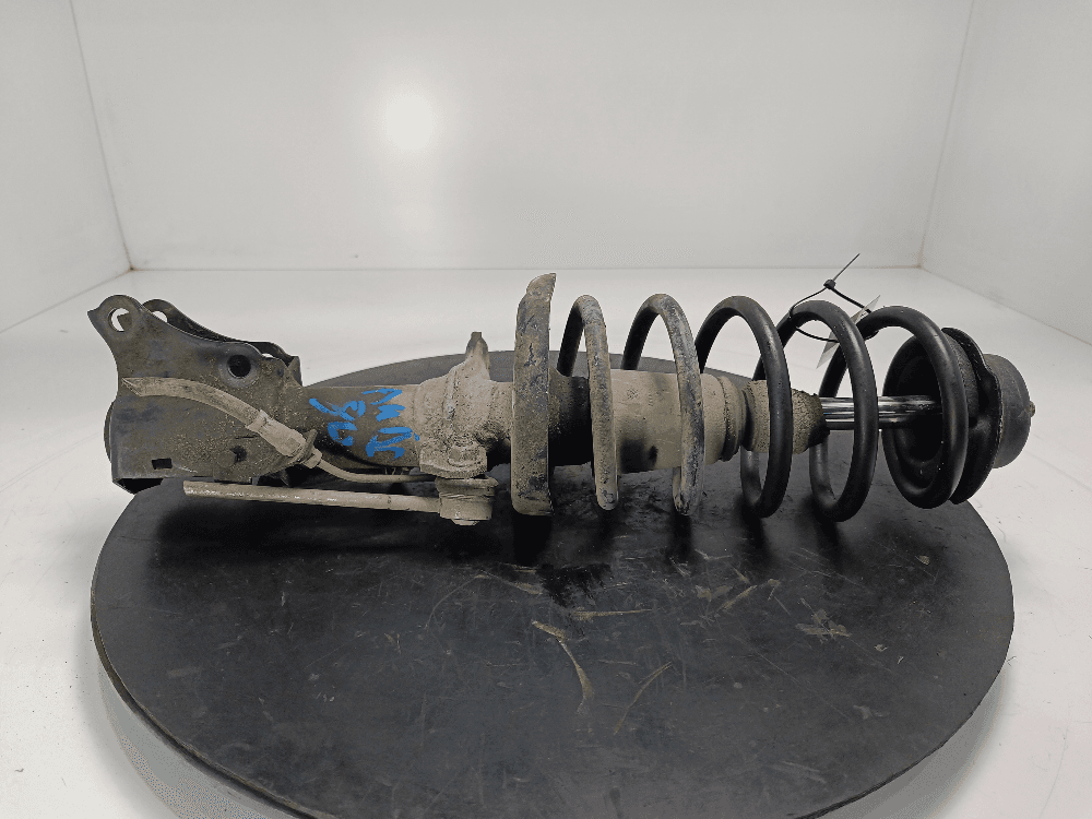 Стойка передняя правая к Audi 80 B4 (91-96)