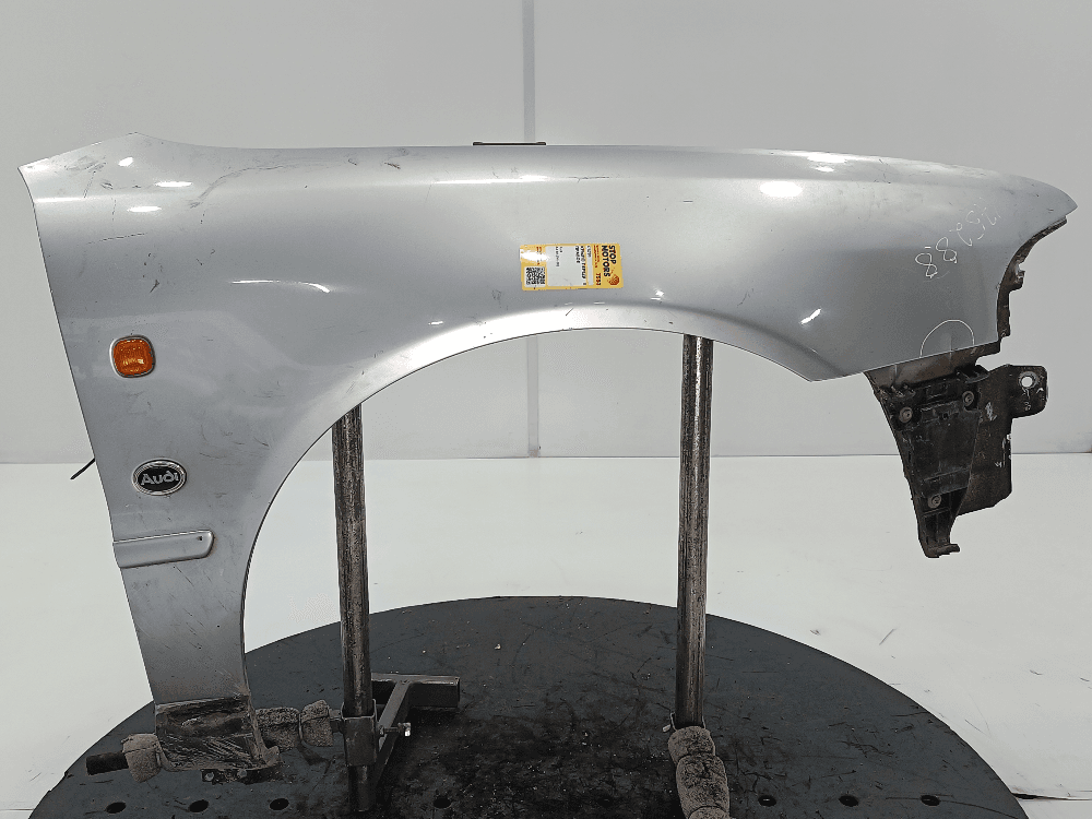 Крыло переднее правое к Audi A4 B5 (94-99)