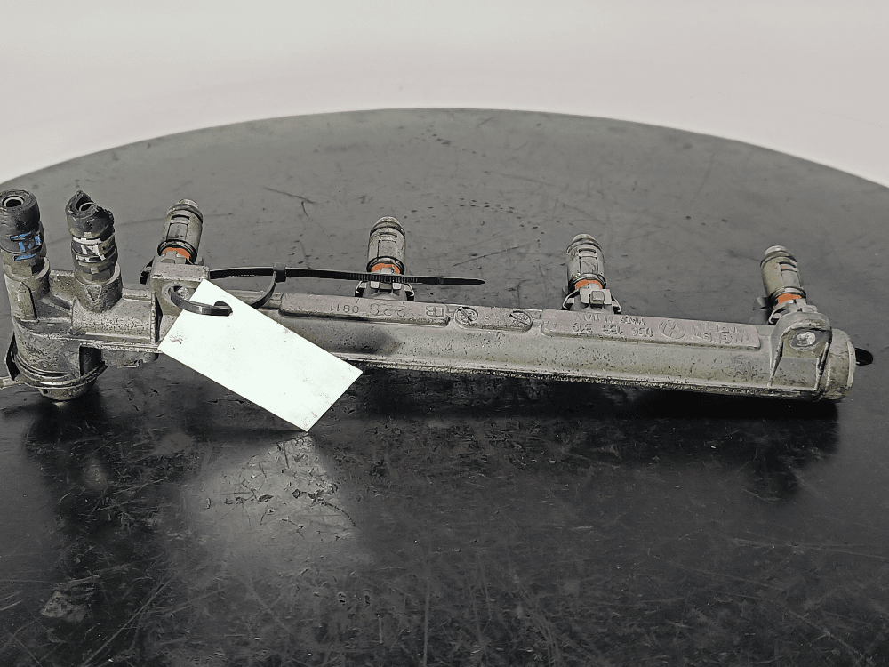 Топливная рампа к Volkswagen Golf 4 (97-06)