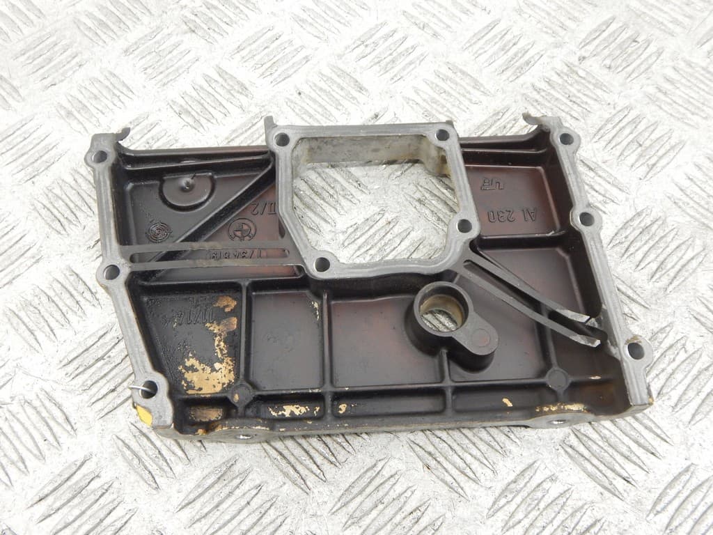 Крышка двигателя передняя к BMW 3 E36 (90-00)