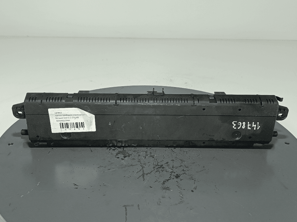 Щиток приборов (приборная панель) к Renault Scenic 2 (03-06)