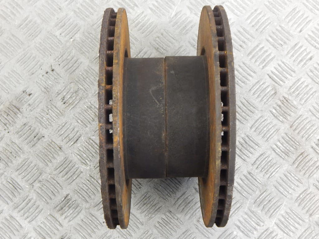 Диск тормозной передний к BMW 1 E81/E82/E87/E88 Рестайлинг (07-11)