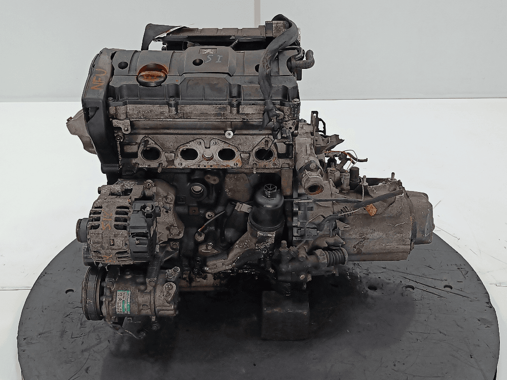 Двигатель к Peugeot 307 (01-05)