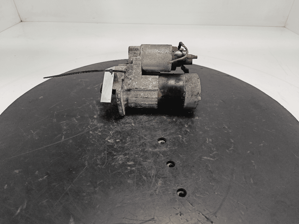 Стартер к Renault Scenic 2 (03-06)