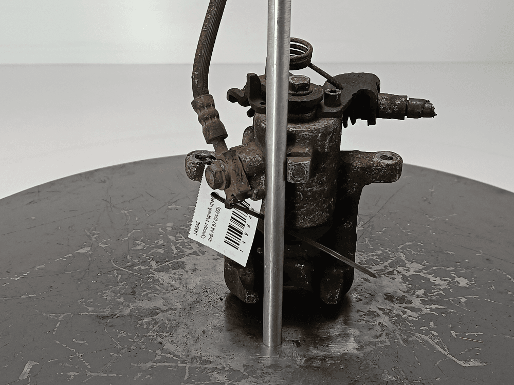 Суппорт задний правый к Audi A4 B7 (04-09)