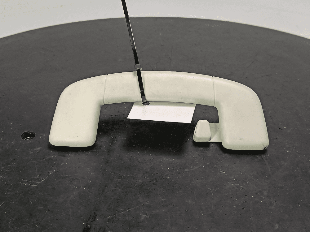 Ручка внутренняя потолочная к Volkswagen Passat B8 (14-19)